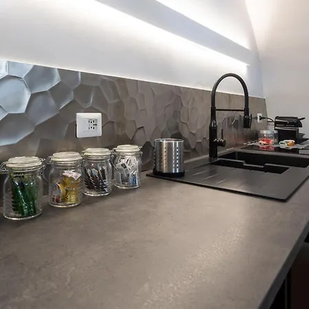 Le Piccole Lune Di Monti Apartment