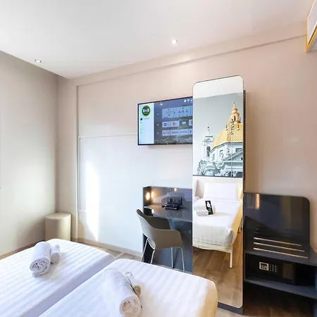 Tuscolana San Giovanni 3*