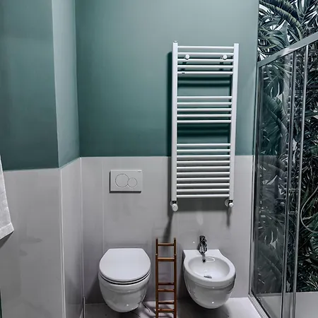 Little Gardens Guest house *