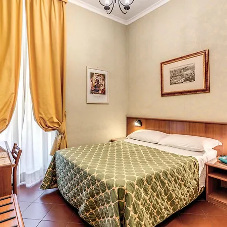Hotel Corona 3*