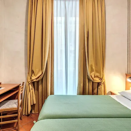 Hotel Corona 3* Róma