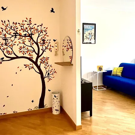 Domus Metro B1 Apartment