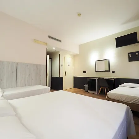 Hotel Osimar