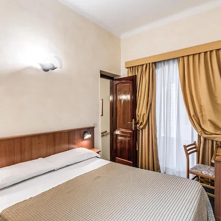 Hotel Corona Szálloda Róma
