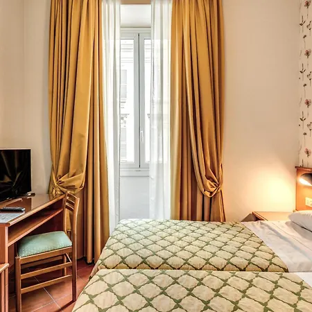 Hotel Corona 3* Róma