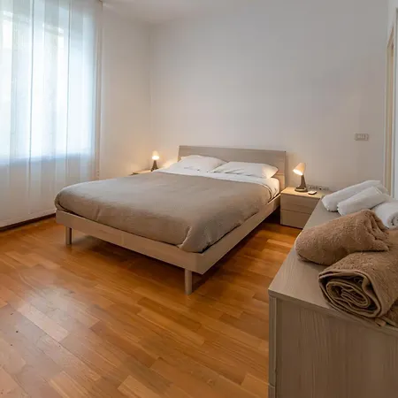 Domus Scipioni * Rome