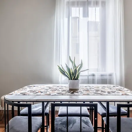 Bbhome Eleganza E Comfort Unico In San Giovanni District Apartment *