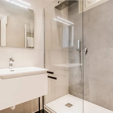 Apartment Bbhome Eleganza E Comfort Unico In San Giovanni District