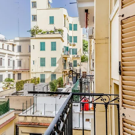 Apartment Bbhome Eleganza E Comfort Unico In San Giovanni District Rome