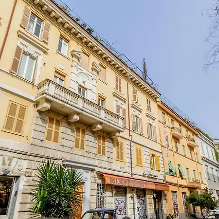 Bbhome Eleganza E Comfort Unico In San Giovanni District Apartment *