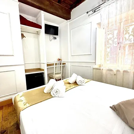 Domus Ester Guest house 2*