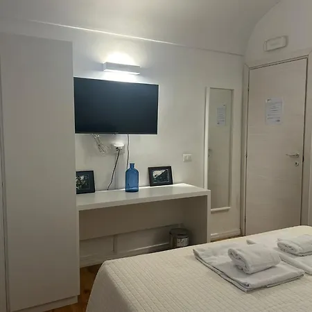 Guest house Ah Montecitorio *