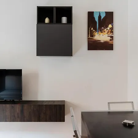 Fun Apartment *