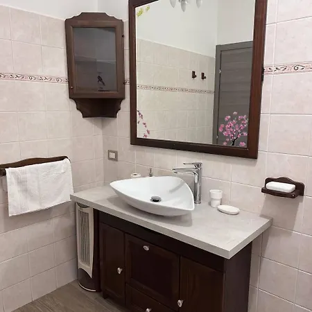Bed & Breakfast Le Quattro Lune, Centro *