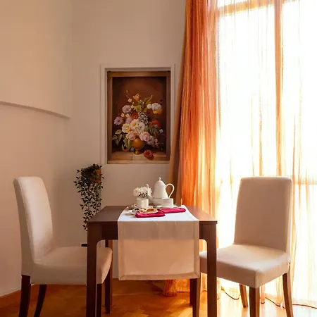 A Casa Di Tiziana - 3* Rome