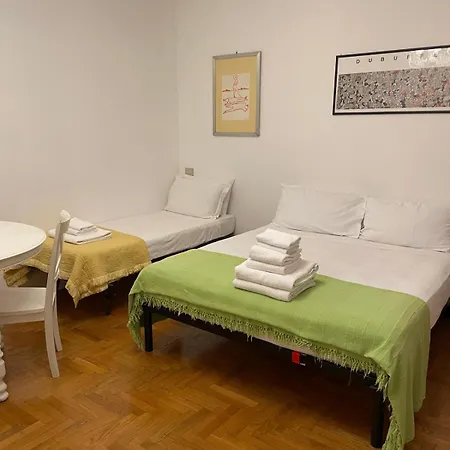 Elegant Apt-typical Palazzina Pz Alessandria Apartment