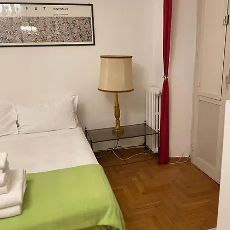 Apartment Elegant Apt-typical Palazzina Pz Alessandria Rome