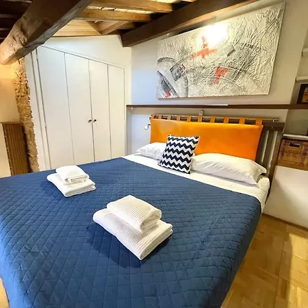 Apartment Trastevere Lovely Loft