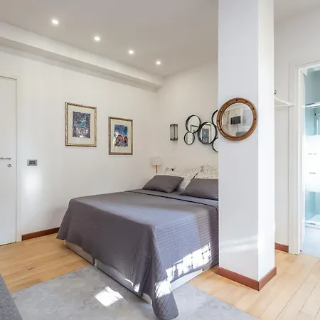 Spacious 4 Bdr With Parking Рим