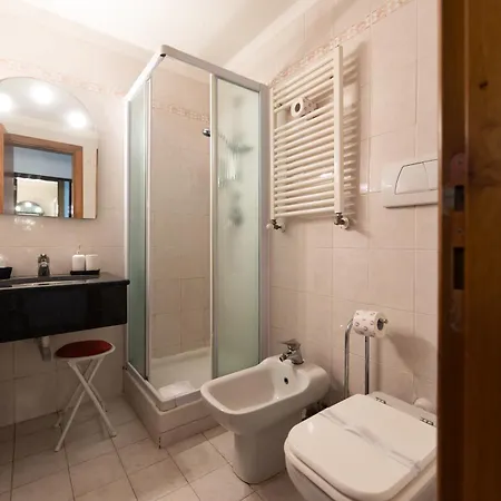 Max 3* Roma