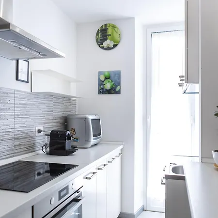 Open House - Esclusivo A Pochi Passi Dalla Metro Appartamento *