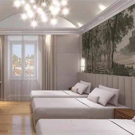 Lumi Rome