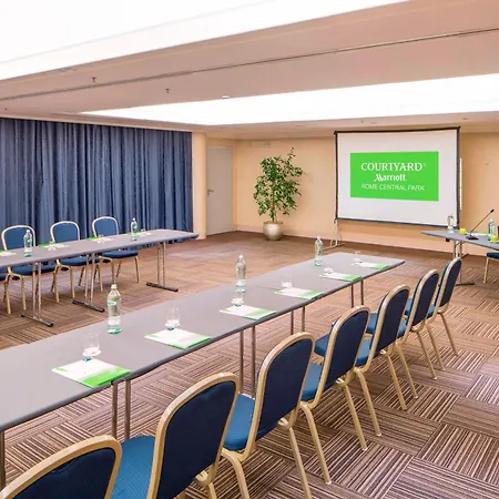 Hotel Courtyard By Marriott Central Park Rome