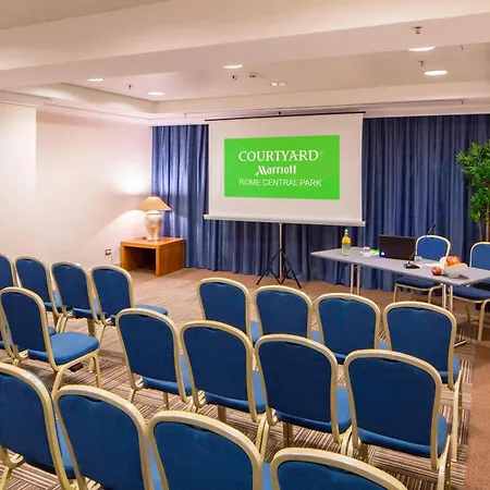 Courtyard By Marriott Central Park Hotel 4*