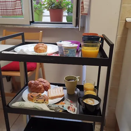 103 Bed & Breakfast Rome