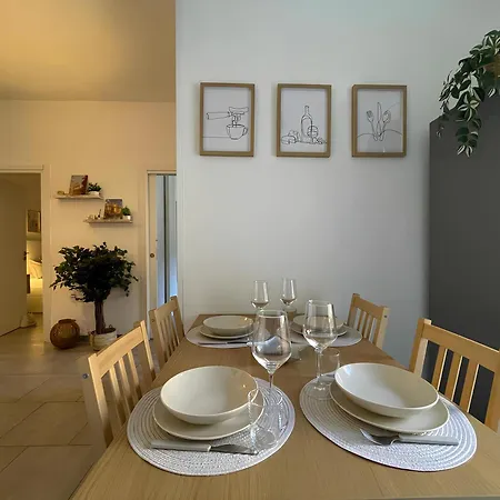 Mario - Colosseo Apartment *