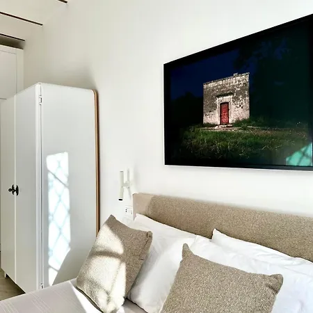 Lamia Casa Rome