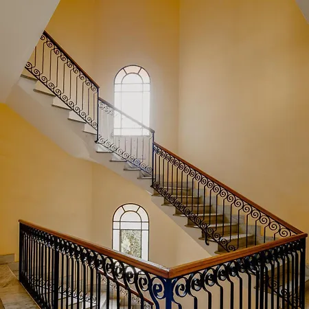 Borgo Pio Apartment *