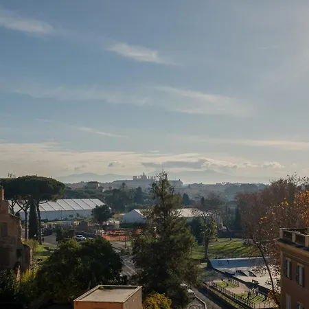 Colosseo Flats And Penthouse Apartman