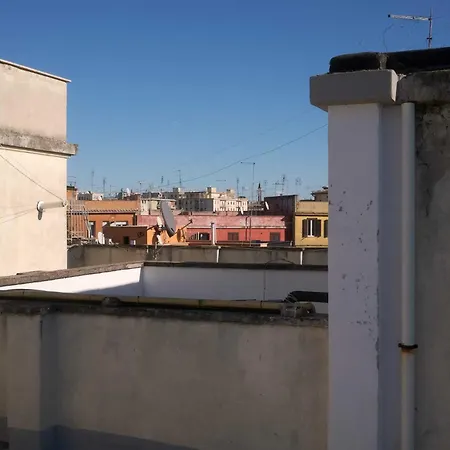 Piramide 2 Bedrooms & 2 Bathrooms * Rome