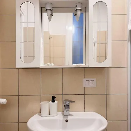 Piramide 2 Bedrooms & 2 Bathrooms *