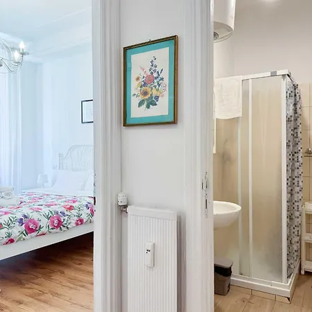 Piramide 2 Bedrooms & 2 Bathrooms *
