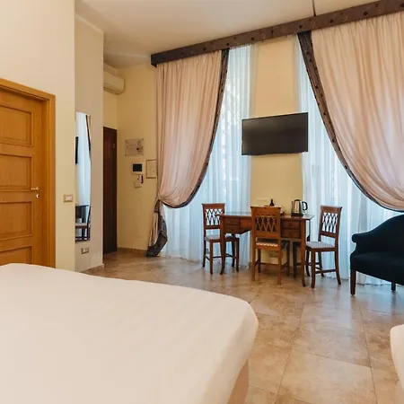 Hotel Le Clarisse Pantheon 3*