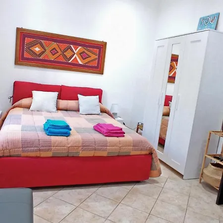 Apartment Dalia - Giardino Privato E Metro C A 2 Passi