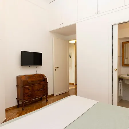 The Orange Garden Apartment
