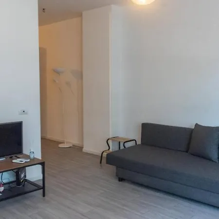 Momy's Apartment