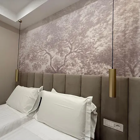 Lumi * Rome