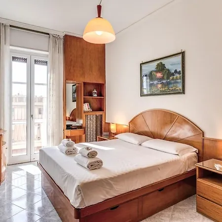 Near Trastevere Apartment