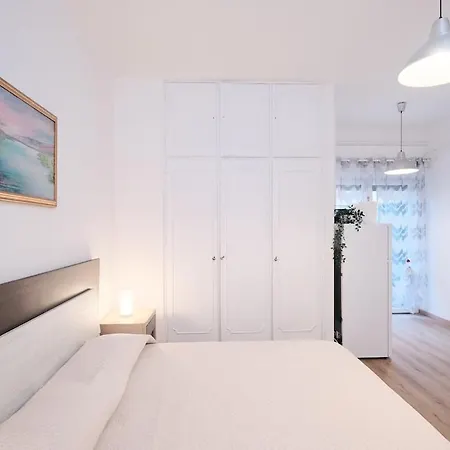 New Tuscolana White - Moderno Monolocale Daire *