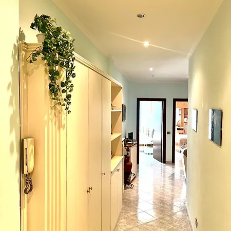 Apartment Near Trastevere Rome