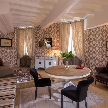 Otel The At The Forum Luxury Collection - The At The Forum 5*