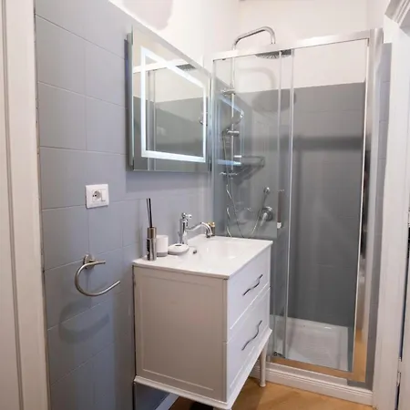 Elegantis Trevi - Just 50m From Trevi Fountain Apartment *