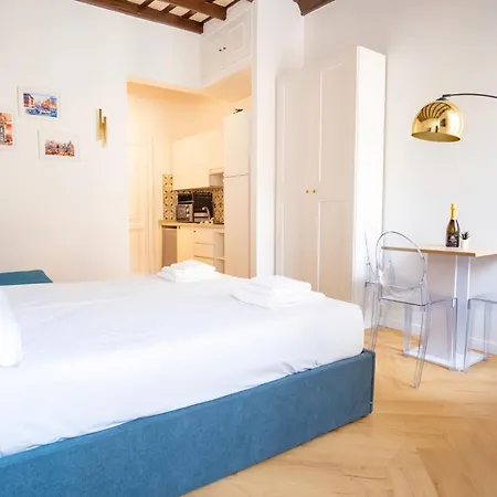 Elegantis Trevi - Just 50m From Trevi Fountain Apartment Rome
