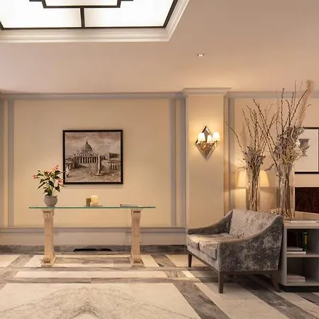 Della Conciliazione Hotel 4*