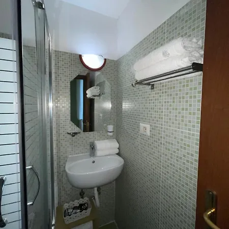 Bed & Breakfast Meret 2*