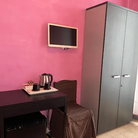 Meret Bed & Breakfast 2*